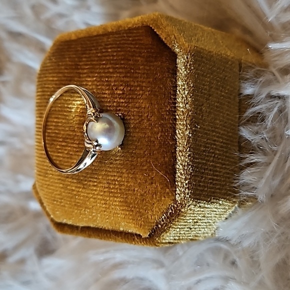 Vintage 1940s Cultured Pearl Ring 14K Yellow Gold Solitaire Setting Orga… - Picture 2 of 11